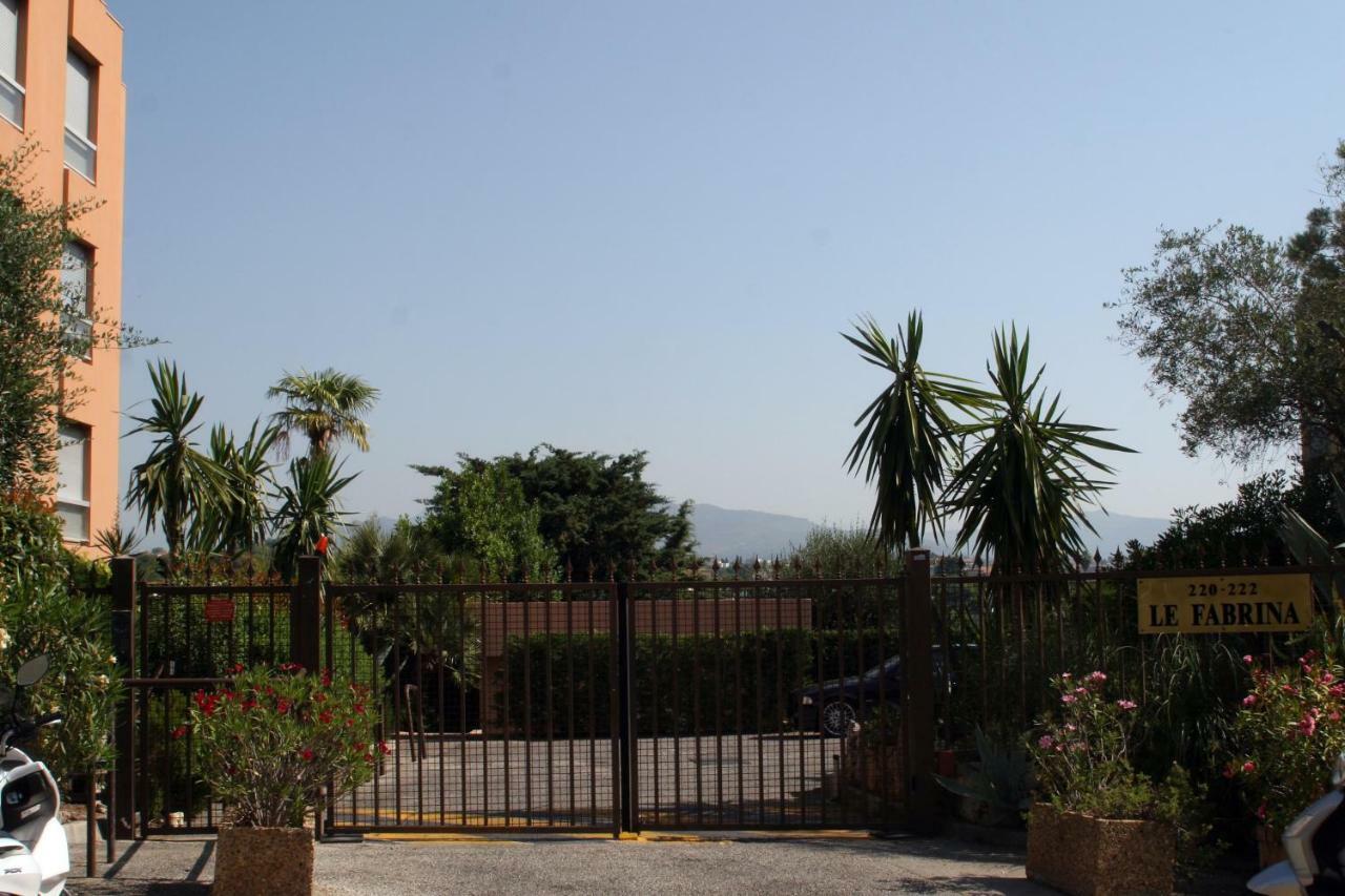 Studio Le Fabrina Riviera Nisa Exterior foto